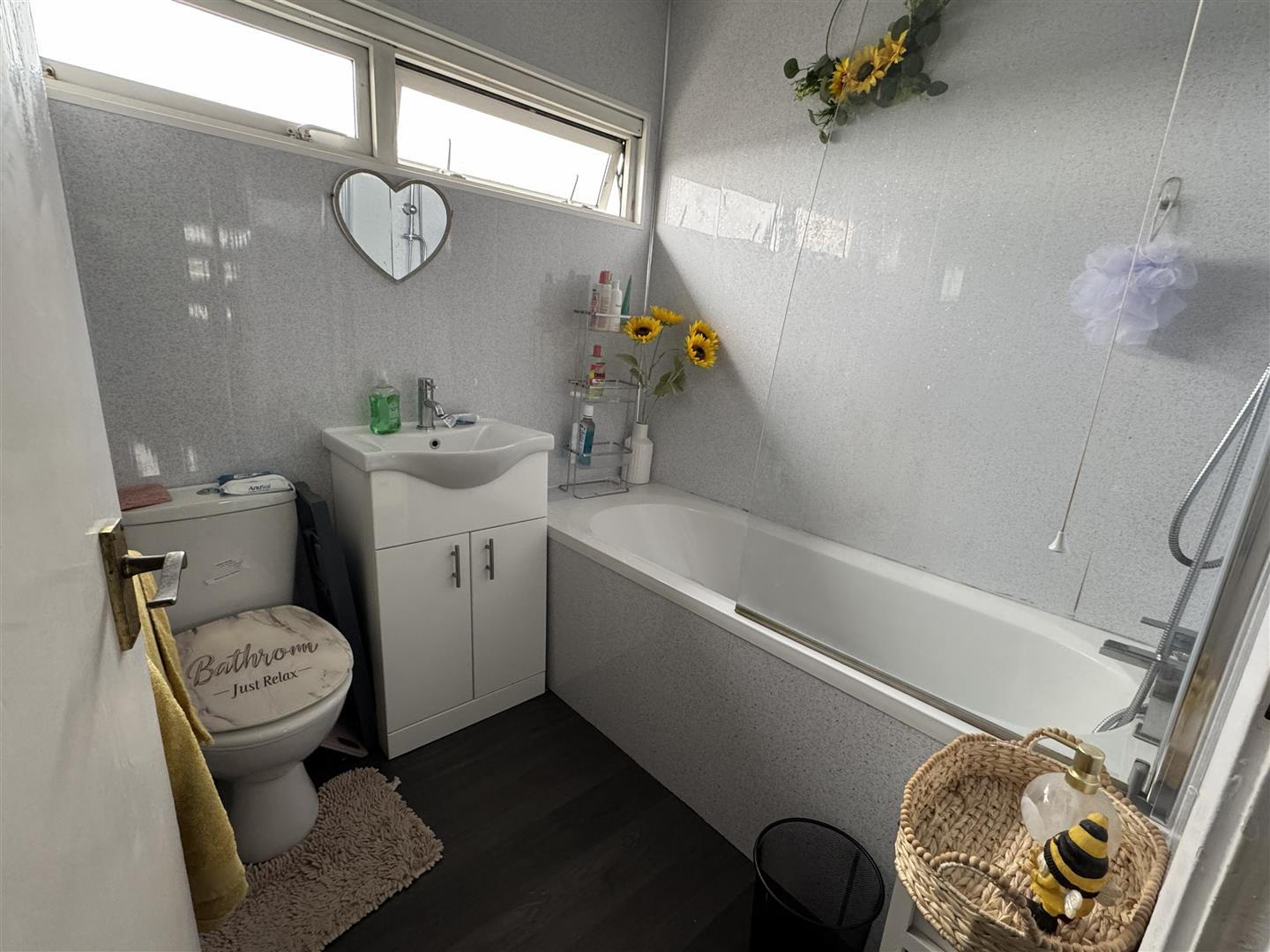 Bryn Siriol, Llanelli, SA14 8AB